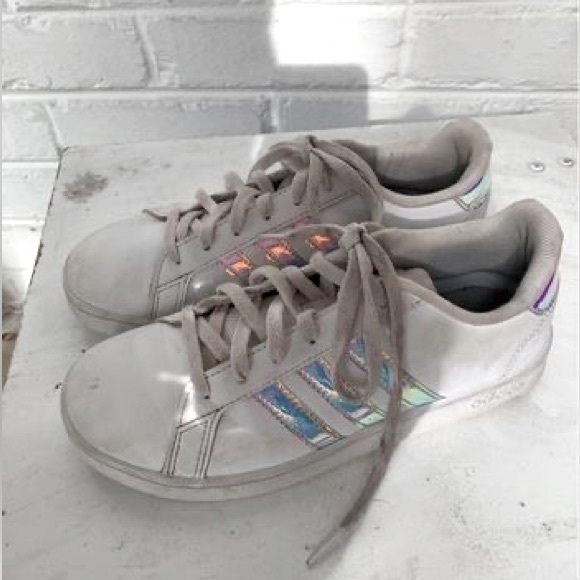 Girls Adidas Shoes - Picture 1 of 3